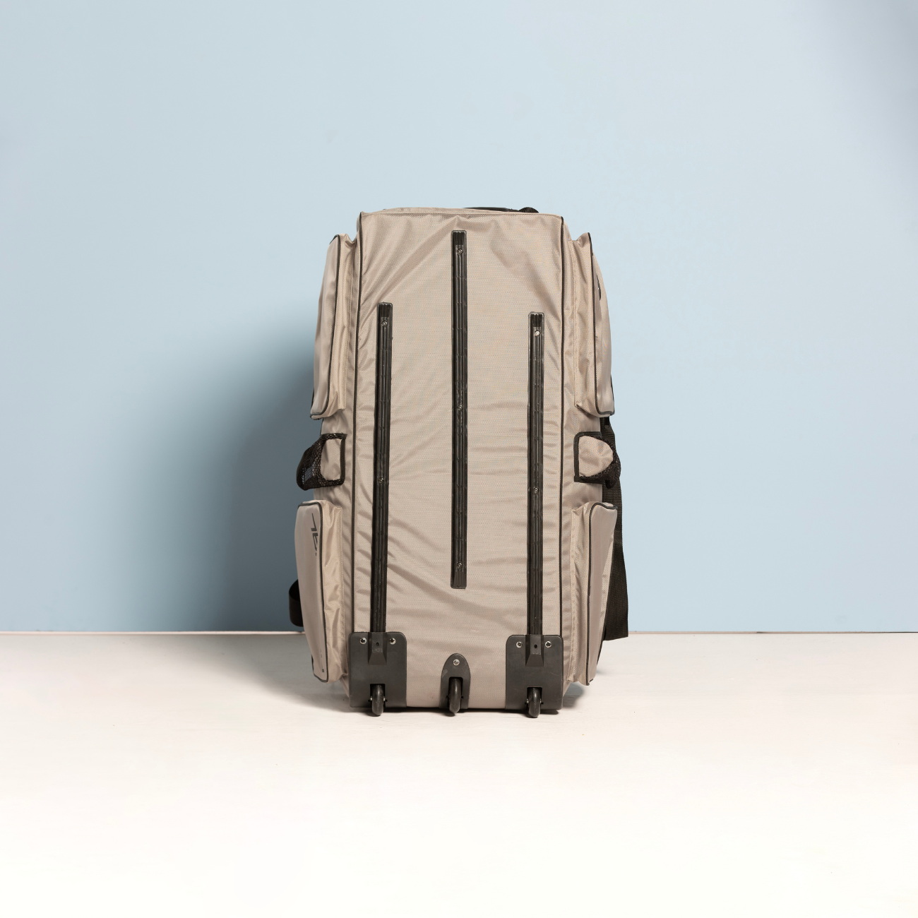 FIREOX HL 75 Wheelie Bag, Silver, 2023