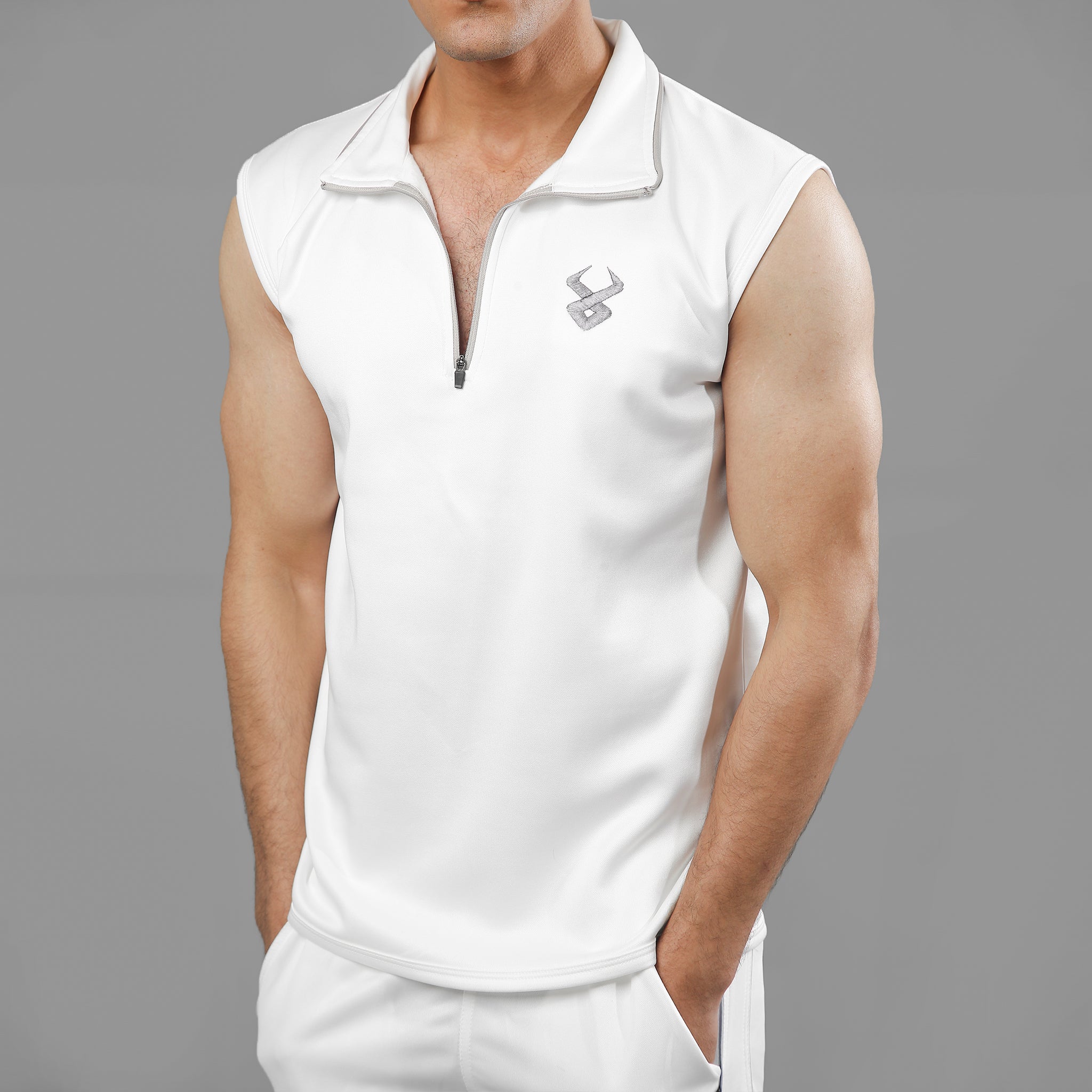 FIREOX Sleeveless Sweater, White Silver